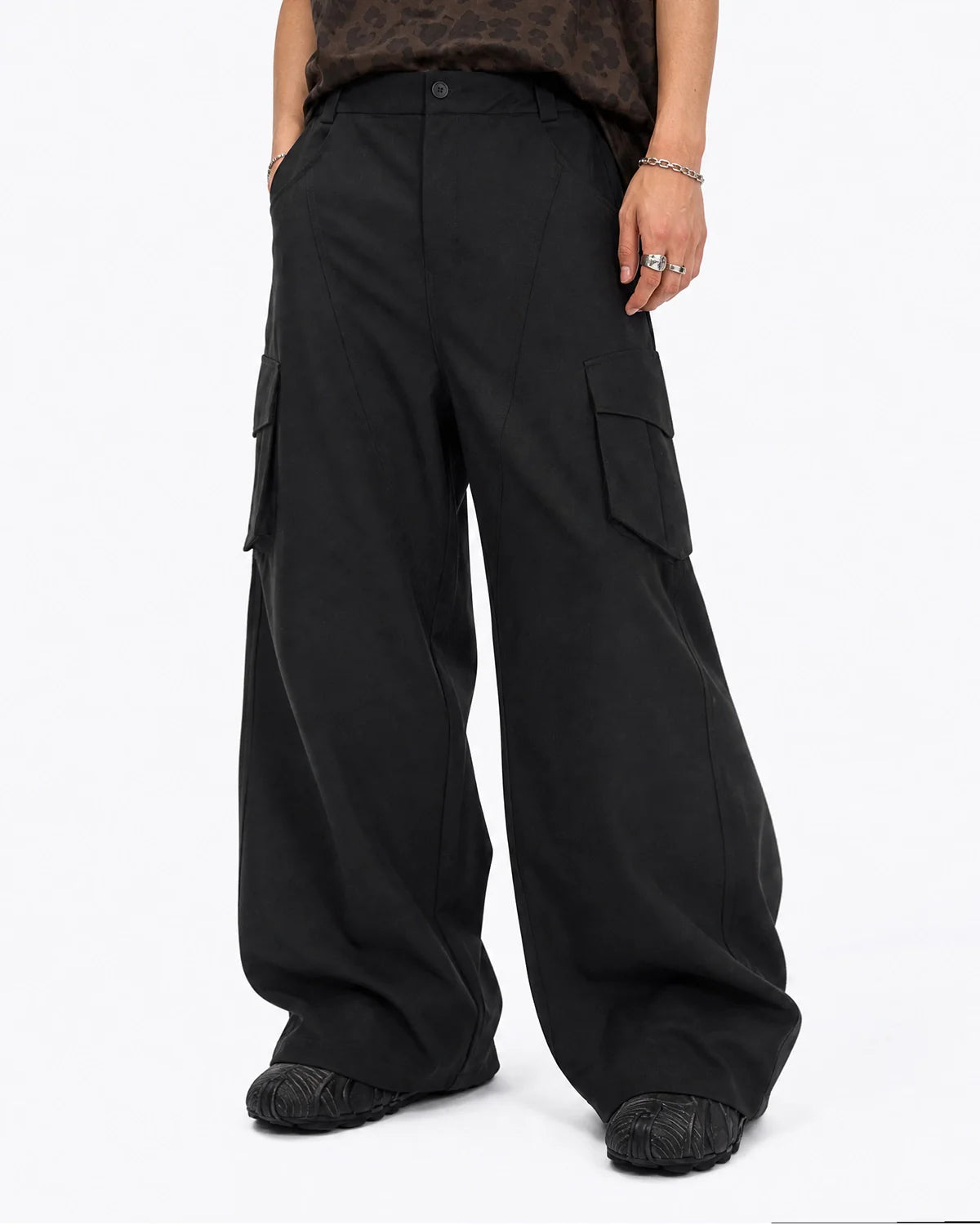 Structured Wide Leg Cargo Pants | Inflation Streetwear