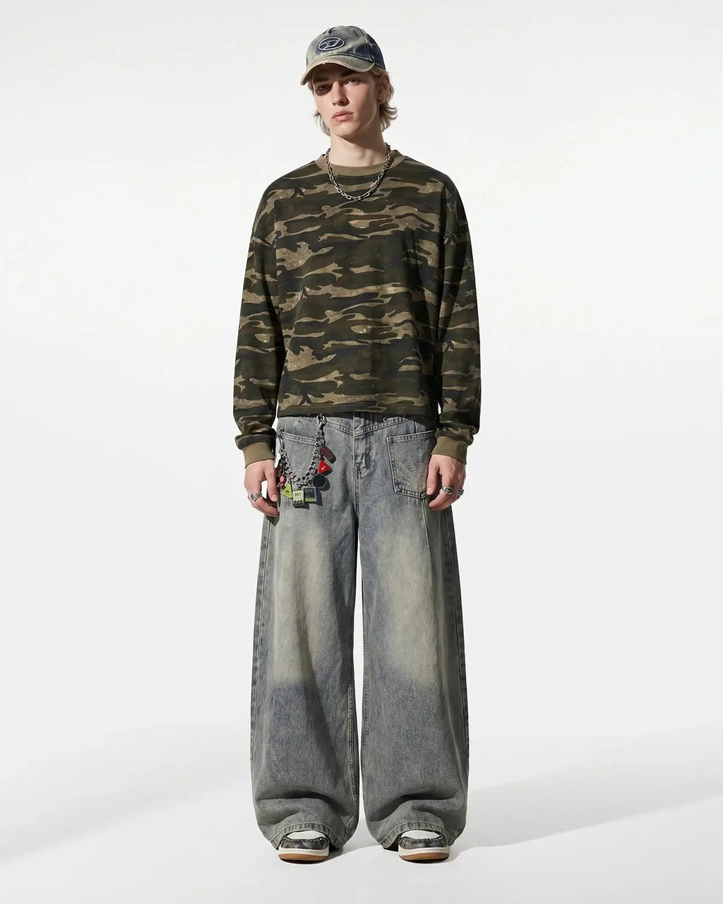 Distressed Eyelet Barrel Jeans | Inflation Streetwear